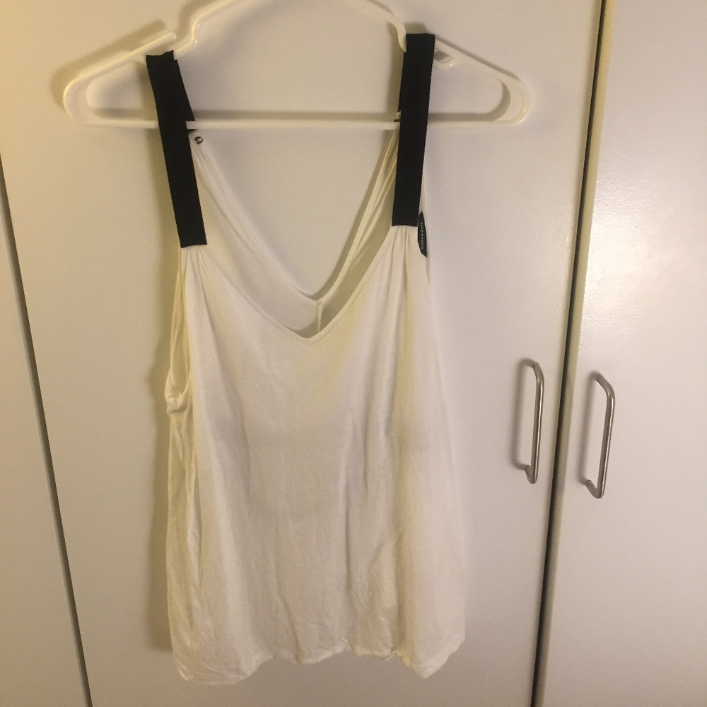 Club Monaco black and white tank - medium